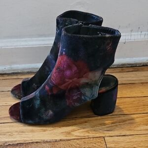 Metaphor Black Ankle Booties Sleek Velvet Flower Design